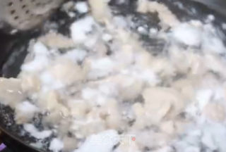 平菇砂锅煲的做法步骤：2