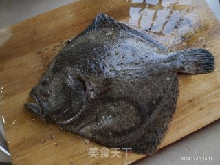 清蒸多宝鱼的做法步骤：1