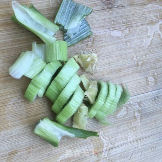 “炖菜”鲜贝炖土鸡腿的做法步骤：6
