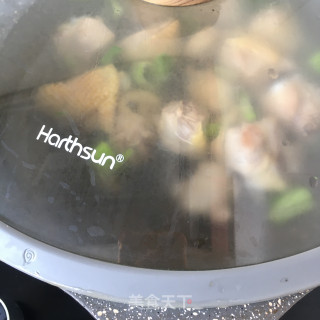 “炖菜”鲜贝炖土鸡腿的做法步骤：10
