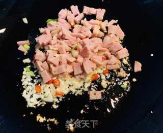 火麻浇汁茼蒿的做法步骤：6