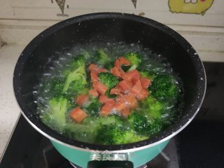 虾仁西蓝花的做法步骤：6