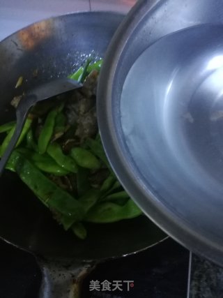 排骨土豆炖豆角的做法步骤：13