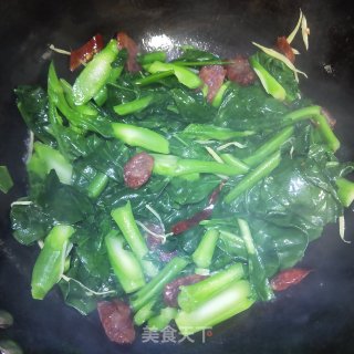 腊肠炒芥兰的做法步骤：10