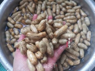 五香花生的做法步骤：3