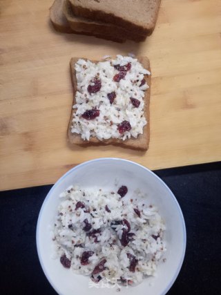 蔓越莓米饭夹心吐司的做法步骤：5