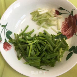 肉片炒花菜的做法步骤：2