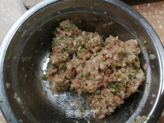 萝卜夹肉的做法步骤：1