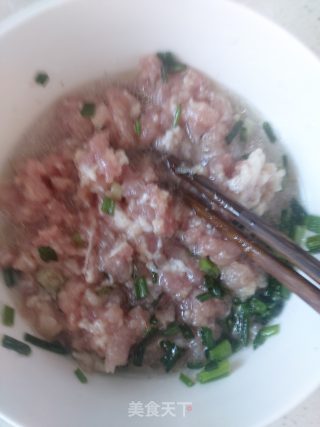 香菇猪肉饺的做法步骤：4