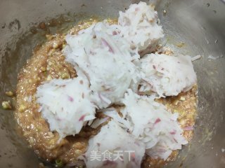 猪肉旱萝卜丸子的做法步骤：12