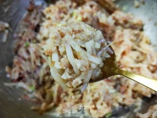 猪肉旱萝卜丸子的做法步骤：14