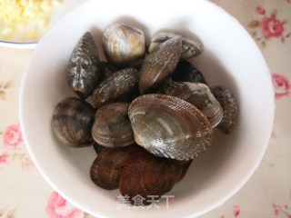 花蛤粉丝煲的做法步骤：3