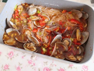 花蛤粉丝煲的做法步骤：9