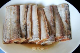 醋焖带鱼的做法步骤：3