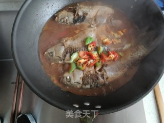 红烧鲫鱼的做法步骤：6