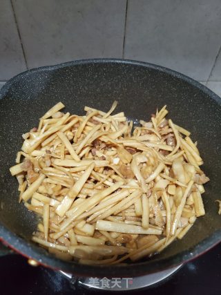 猪肉炒笋丝的做法步骤：5