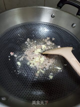 肉末炒黄豆芽的做法步骤：4