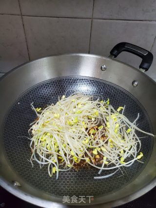 肉末炒黄豆芽的做法步骤：6