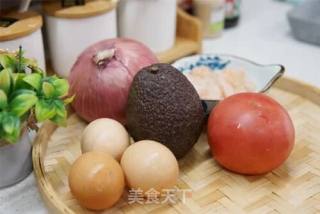 能量卷 | 关晓彤同款“牛油果能量蛋卷”，低脂健康，越吃越瘦的做法步骤：1