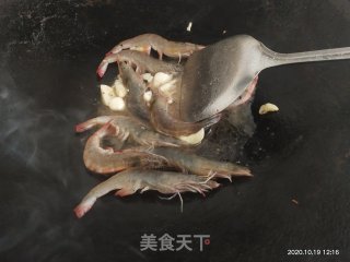 鲜虾炒小白菜的做法步骤：6