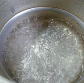 咸肉板栗大米粥的做法步骤：5