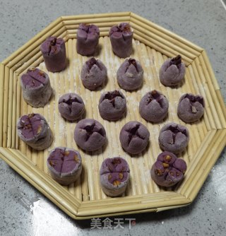 红枣紫薯小馒头的做法步骤：15