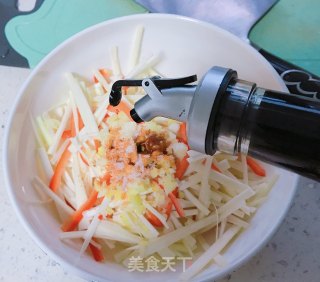 凉拌高笋丝的做法步骤：3