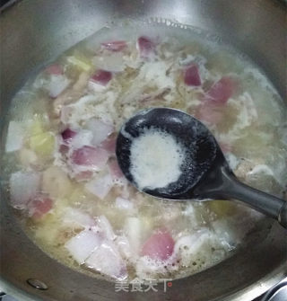 彩蔬奶炖鸡腿肉的做法步骤：10