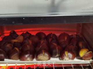 糖烤板栗的做法步骤：10