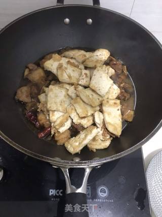 豆腐烧肉的做法步骤：7