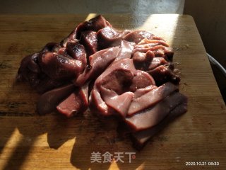 猪杂油菜汤的做法步骤：4