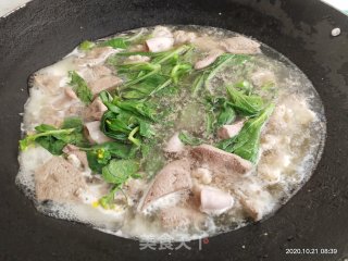 猪杂油菜汤的做法步骤：10