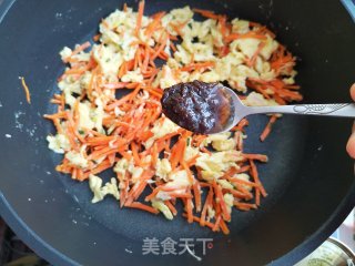 胡萝卜鸡蛋炒面的做法步骤：7