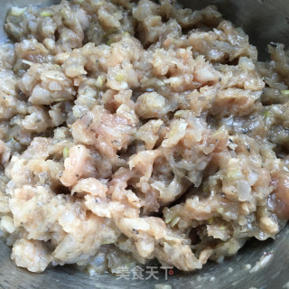 青虾鲜肉馄饨的做法步骤：6