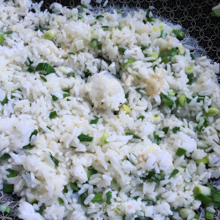 青蒜蛋炒饭的做法步骤：6