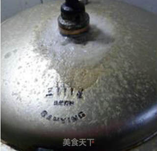 香菇咸肉大米粥的做法步骤：8