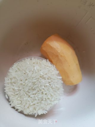 番薯焖饭的做法步骤：1