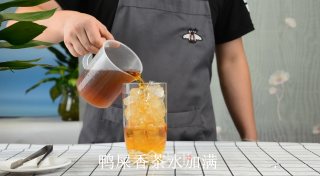 鸭屎香柠檬茶的做法的做法步骤：6