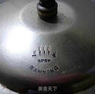 板栗排骨大米粥的做法步骤：7