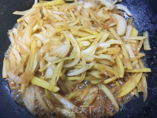 土豆丝炒洋葱的做法步骤：11
