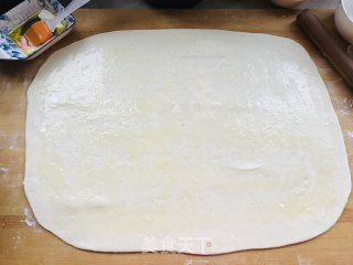 美味的猪油渣葱花饼的做法步骤：3