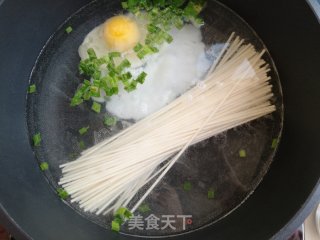 韭菜鸡蛋面的做法步骤：6