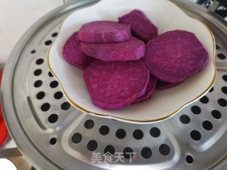 紫薯糯米卷的做法步骤：1