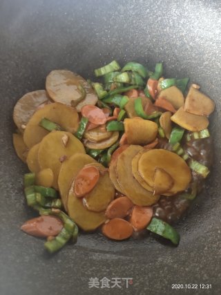 青椒火腿土豆片的做法步骤：6