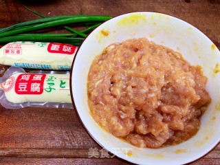 玉子豆腐蒸肉末的做法步骤：1