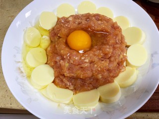 玉子豆腐蒸肉末的做法步骤：2
