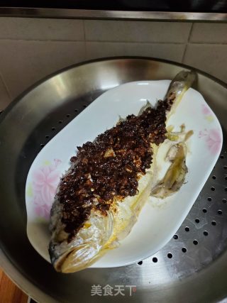 豉汁蒸黄花鱼的做法步骤：7