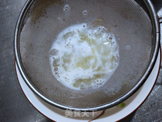 桂花牛奶蒸蛋的做法步骤：3