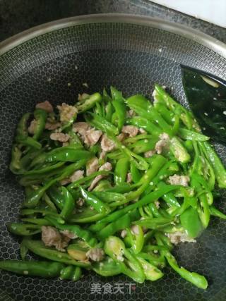 辣椒炒肉的做法步骤：3