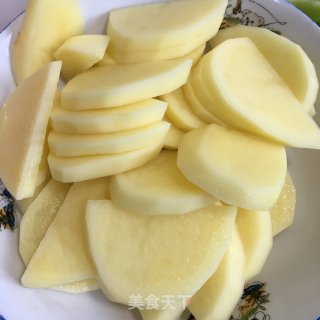 鸡肉烧时蔬的做法步骤：2